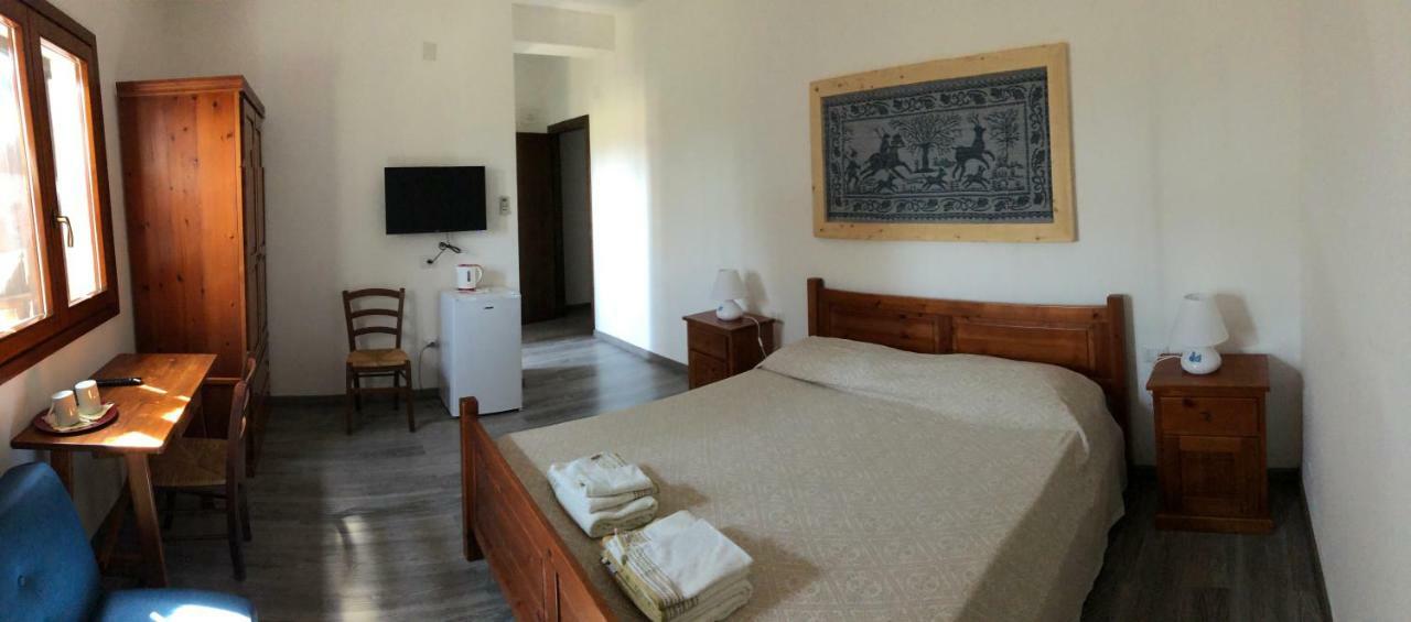 Agriturismo Su Meurreddu 트라탈리아스 외부 사진